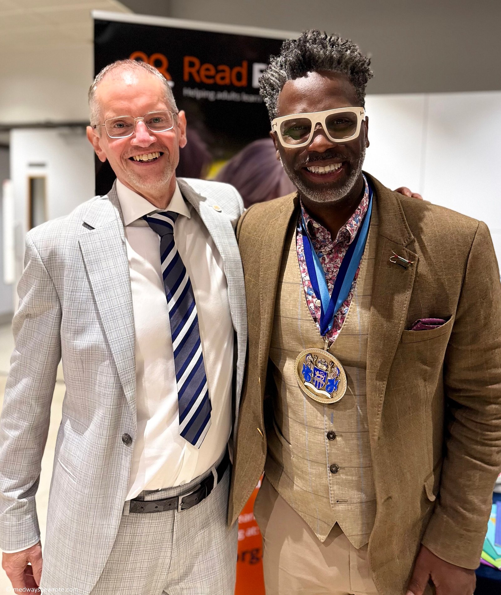 Read Easy team leader, Martin Reid, and Mayor of Medway, Douglas Hamandishe at the Celebrating Reading in Medway event.
